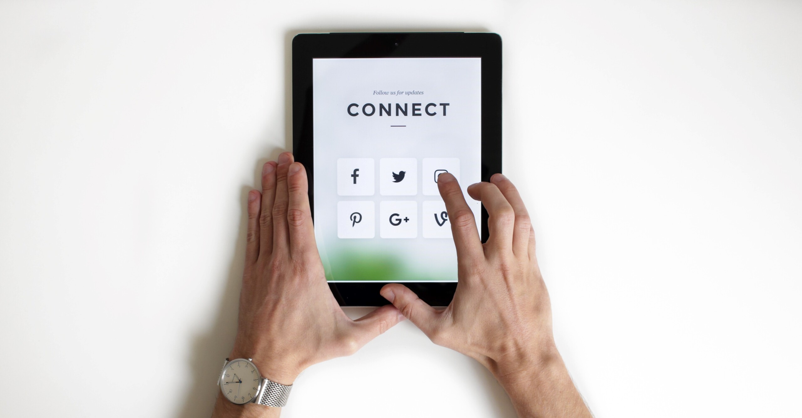 Come usare i social media per l'affiliate marketing nel 2025