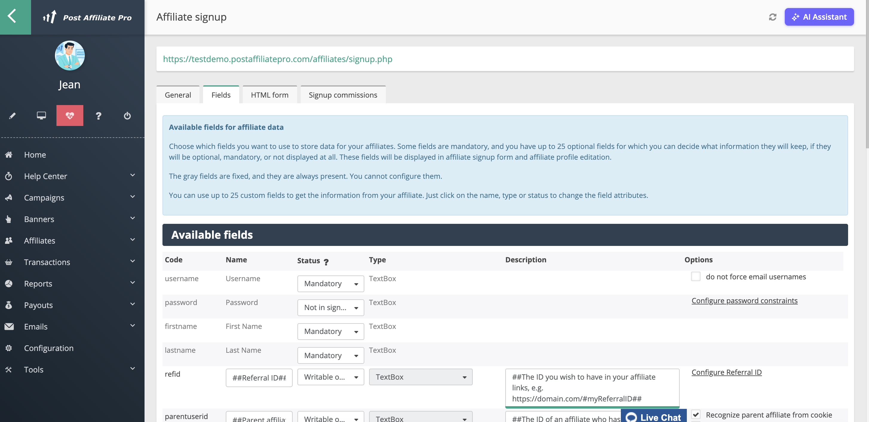Post Affiliate Pro - Scheda Campi iscrizione affiliati che mostra campi integrati e personalizzati